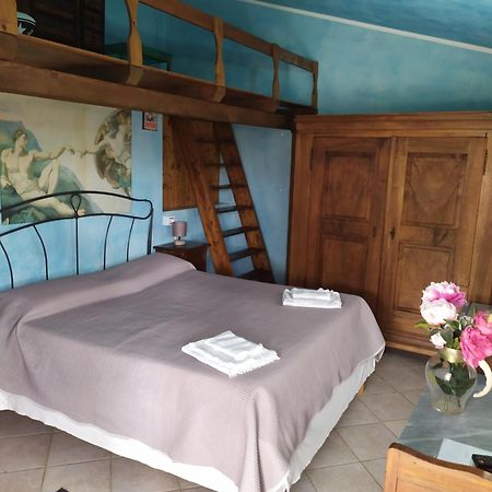 Bed and Breakfast Da Teresa San Teodoro  Pokój zdjęcie
